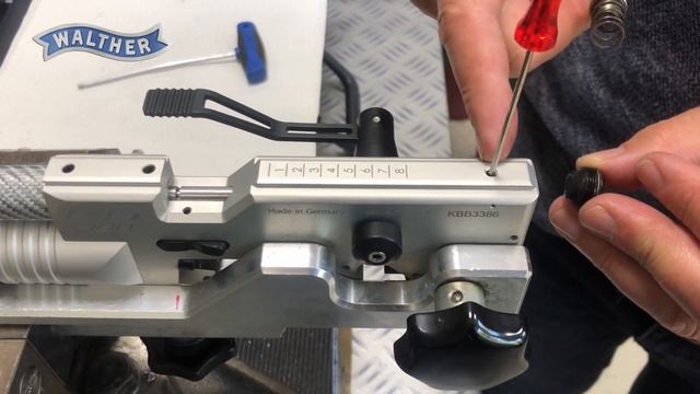 WALTHER LG400 - ABSORBER ADJUSTMENT (Tutorial) смотреть онлайн