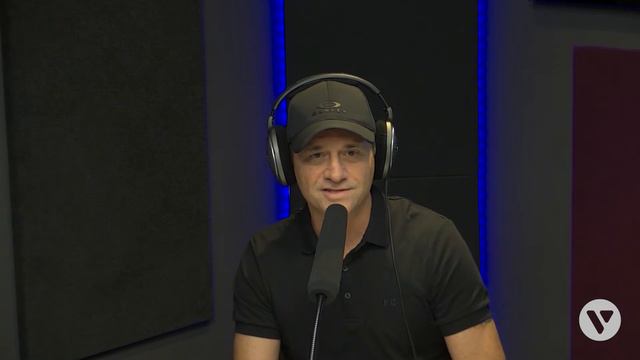 Empathy - Weekly Devotion - Mark and Cindy Kujawa || Rise and Shine with Robbo and Becci смотреть онлайн
