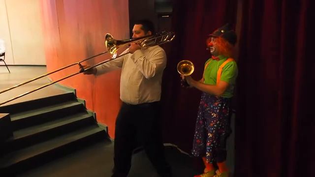 Рон Клаксон смотреть онлайн