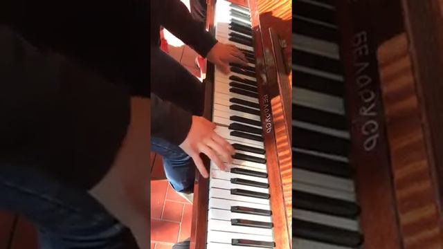 Yiruma-River flows in you смотреть онлайн