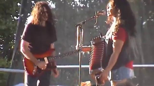 Rosie Ledet & the Zydeco Playboys @ 2010 Simi Valley Cajun & Blues Music Fest смотреть онлайн
