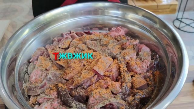 Армянское национальное блюдо "тжвжик" смотреть онлайн