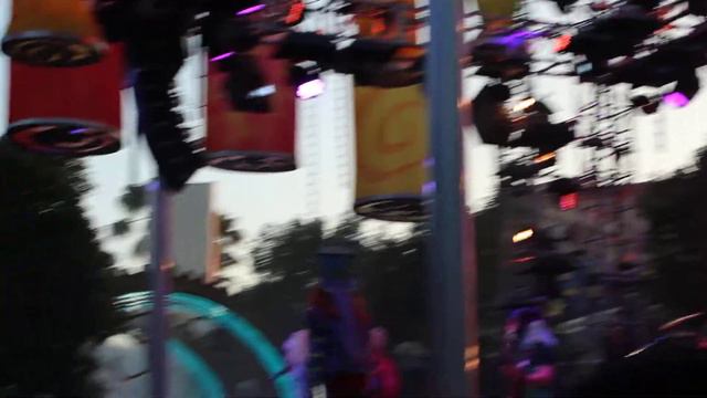 Mad tea party show Disneyland Alice in wonderland mad hatter concert 2012 смотреть онлайн