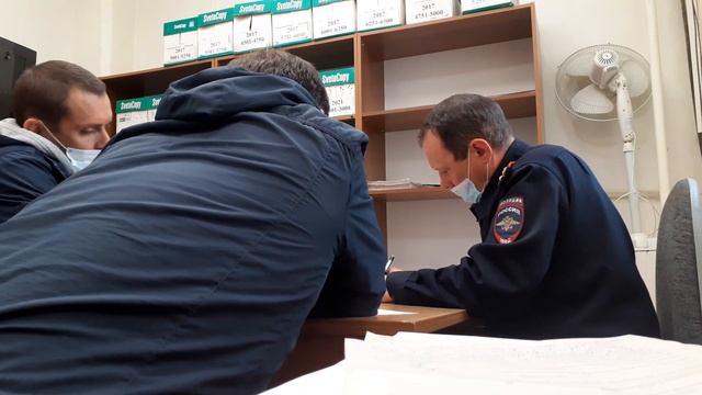 Дискотека ГИБДуДу продолжается. Нарушение п. 2.1.1 ПДД. Принцип составления протоколов об АП. Днище смотреть онлайн