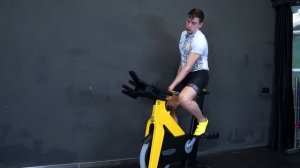 Как правильно настроить байк Group Cycle от Technogym. Видео от Rock the Cycle
