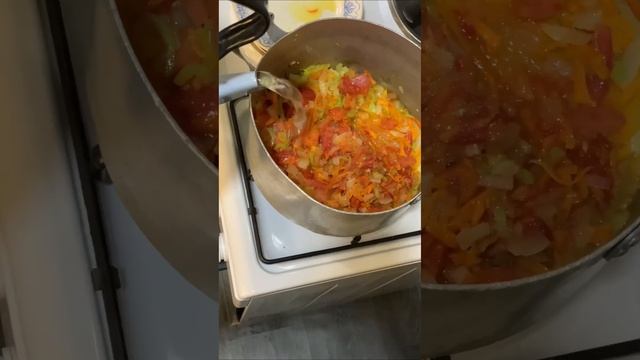 Home Borsch?                 Лук,Морковь,Перец,Томат,Помидор,Сахар,Кортошка,Свекла,Капуста,Зелень.)