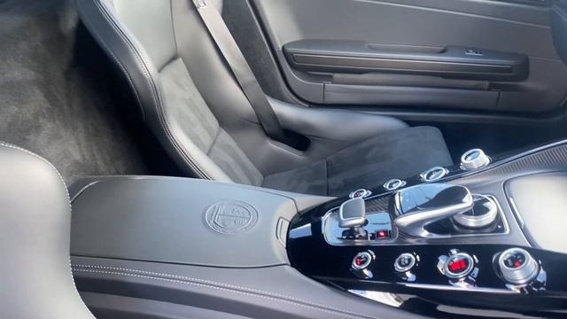 2018 Mercedes AMG GT R -Designo Iridium Silver Magno - Walkaround & Interior | [4K] смотреть онлайн