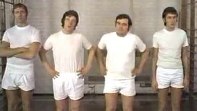 Monty Python Self Defense Class смотреть онлайн