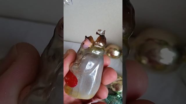 Новый год продолжается, ёлочные игрушки СССР смотреть онлайн