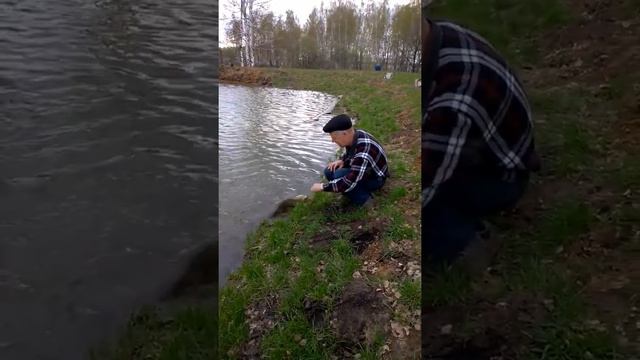Эх, такую рыбу упустил! смотреть онлайн
