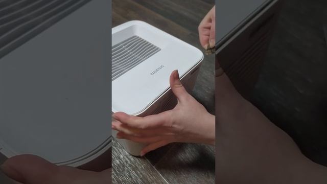 Снимаю верхнюю крышку Xiaomi Smartmi Humidifier 2 смотреть онлайн