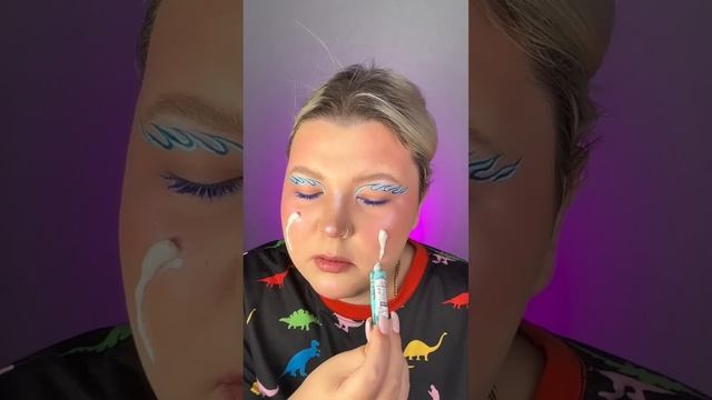 наносим хайлайтер на все лицо ??? смотреть онлайн
