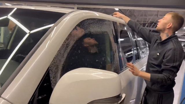 Оклейка стекла броне плёнкой для защиты от вандалов и доп шумоизоляции смотреть онлайн