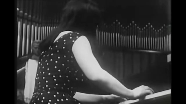 F. Chopin - Mazurka in A minor, Op. 59, No. 1 (M. Argerich, 1965) смотреть онлайн