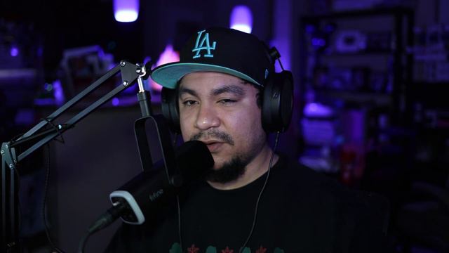 Fifine Ampligame AM8T Dynamic Microphone Overview