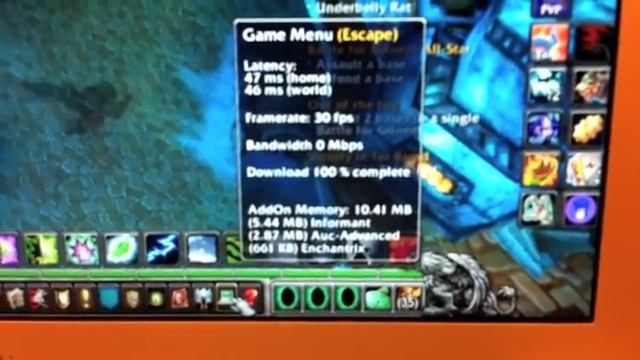2011 Apple MacBook Air playing World of Warcraft смотреть онлайн