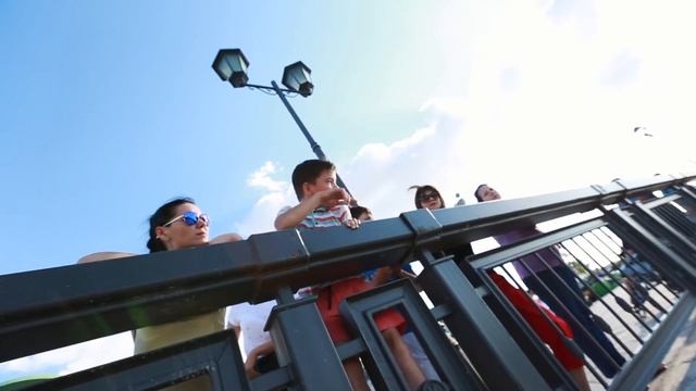 Русские и татарские стихи читают в Татарстане смотреть онлайн