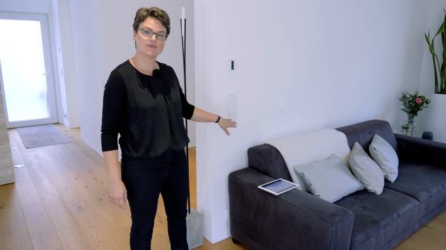 Massivhaus für kleine Grundstücke OHNE Heizkosten | Wohnwerke Neubauten | Hausbau Helden смотреть онлайн