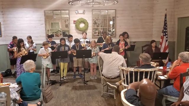 Best Day of my Life -- Foley Elementary Ukulele Club смотреть онлайн