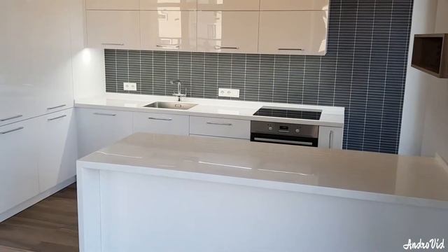 Кухня из акрилового стекла высотой 2,8 м с островом смотреть онлайн