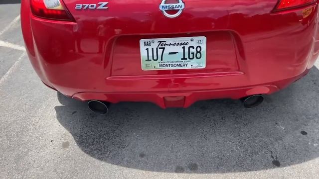 Nissan 370z 3.7L V6: STRAIGHT PIPES Vs FLOWMASTER FLOW FX! смотреть онлайн