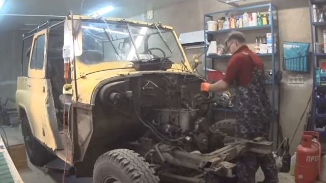 Разборка передней части УАЗ 469 смотреть онлайн