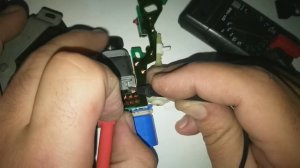 Golf 5, Jetta 5 не закрывается дверь. The door don't close