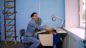 Растущая парта с наклонной столешницей: как пользоваться