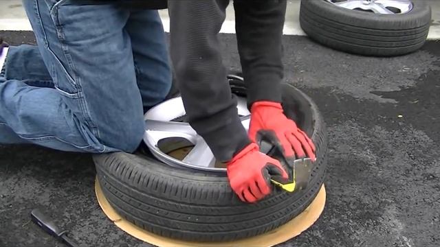how to mount a tire by hand смотреть онлайн