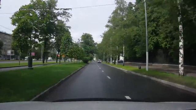 ... зато газон красивый! смотреть онлайн