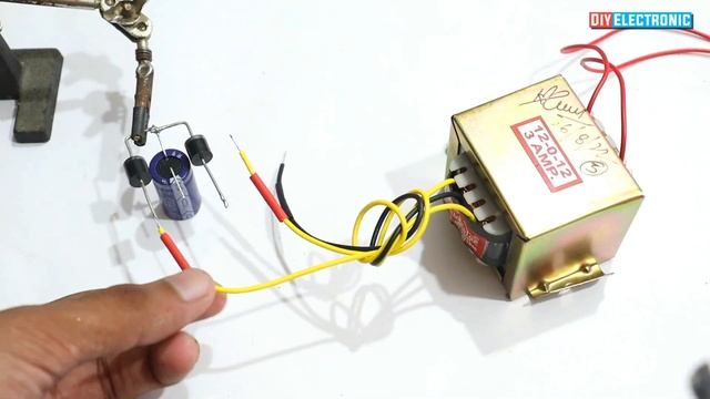 How to make a 12 Volt Battery Charger At home | with LED Indicator | 12 Volt Battery Charger смотреть онлайн