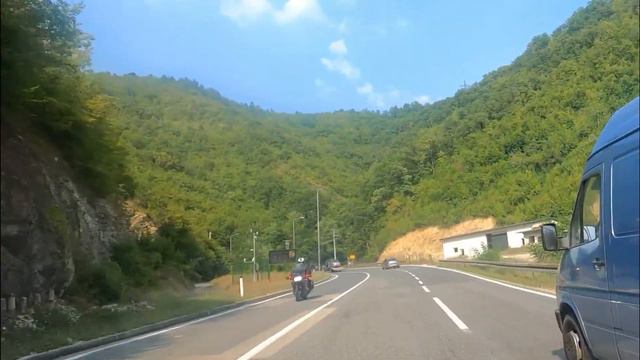 Jablanica - Konjic, magistralni put M17, vožnja autom, Jablaničko jezero, Hercegovina, avgust 2023. смотреть онлайн