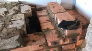 Кирпичная печь-котел с водяным контуром и камином.