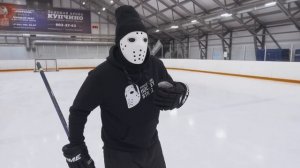 Обучение перебежка на коньках спиной. Как кататься спиной на коньках.