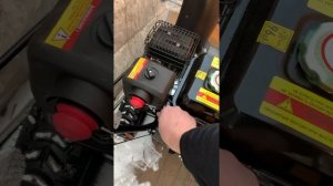 Запуск Снегоуборщика интерскол смб-650э