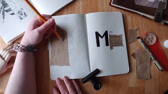 May Plan With Me | Bullet Journal In A Travelers Notebook | Bumblebee Sketch смотреть онлайн