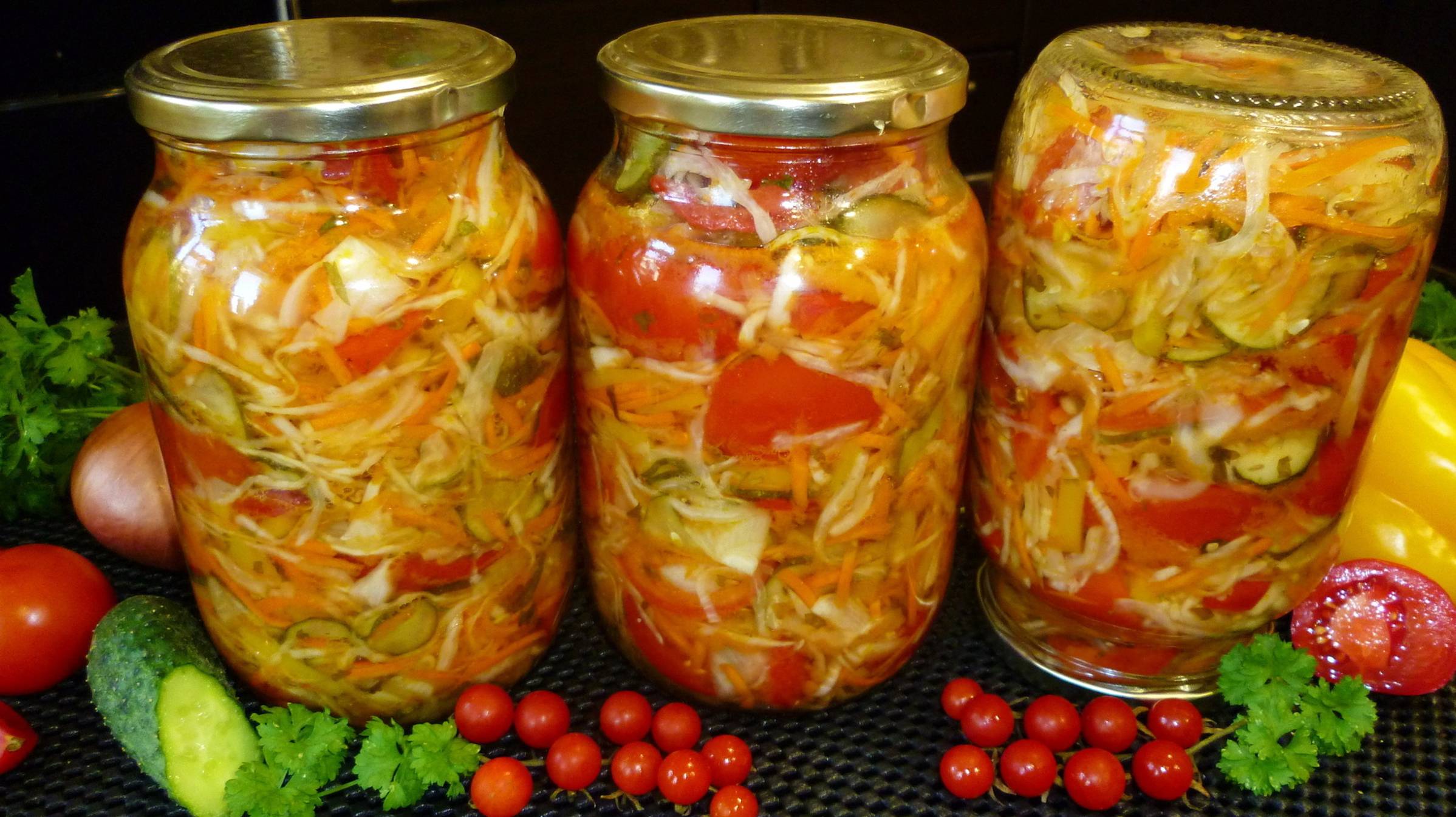 САМЫЙ ПОПУЛЯРНЫЙ РЕЦЕПТ В ИНТЕРНЕТЕ ОВОЩНОГО САЛАТА НА ЗИМУ.Готовлю каждый год. смотреть онлайн