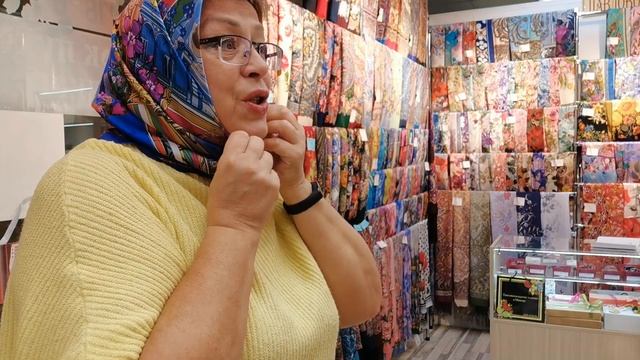 Шёлк атлас. Павловопосадские платки в Минске смотреть онлайн