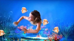 ДЕВОЧКА ПРЕВРАТИЛАСЬ В РУСАЛКУ.  ВОЛШЕБНОЕ ОЖЕРЕЛЬЕ