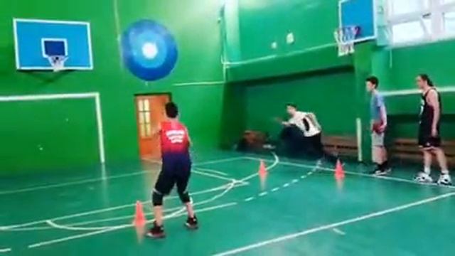 TeenBasket, спортивно-учебный центр смотреть онлайн