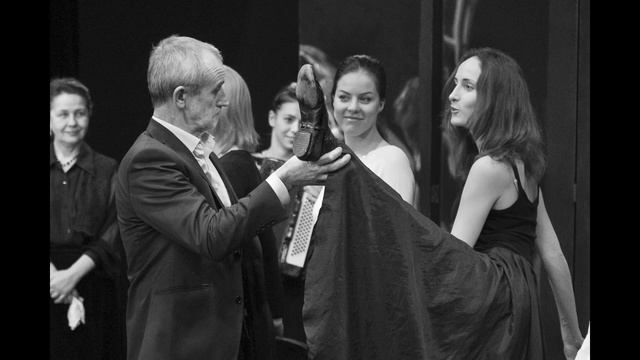 Рождение спектакля: авторский фотофильм театрального фотографа Александра Иванишина смотреть онлайн