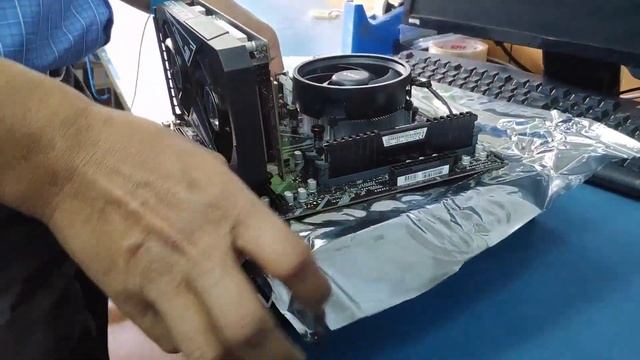 PC build ASMR смотреть онлайн
