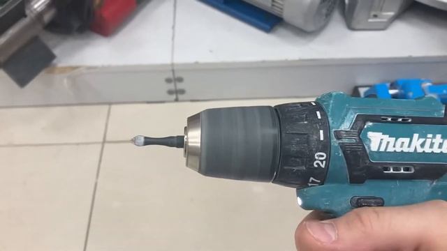 Шуруповёрт Makita смотреть онлайн