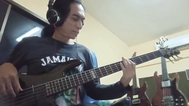 Inner Circle - Games People Play bass cover by ae смотреть онлайн