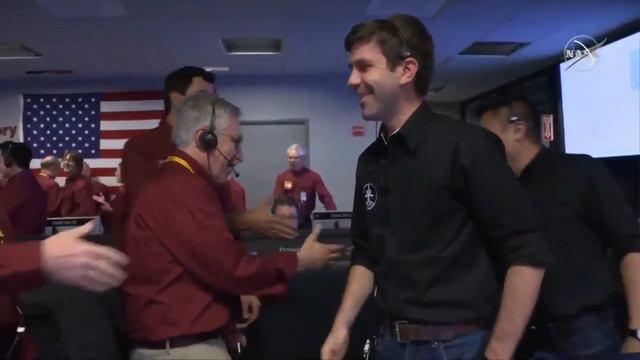 Зонд InSight приземлился на Марс смотреть онлайн