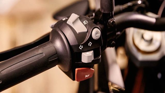 2018 BMW G 310 R and G 310 GS Launched l Price 2.99Lakh &.... смотреть онлайн