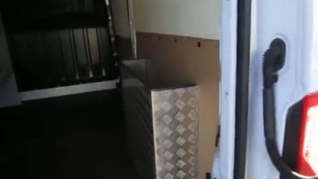 RENAULT MASTER L2H2 POTUJOČA DELAVNICA смотреть онлайн