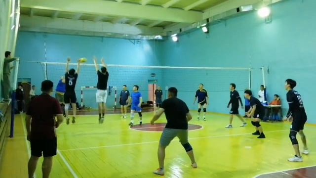 Отличный блок центрального блокирующего - Лугинов Вадим #альянс #11 смотреть онлайн