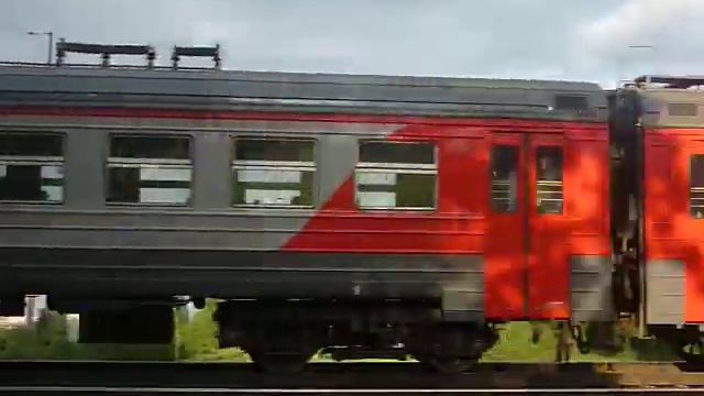 Электропоезд ЭР2Т-7183 перегон Латышская-Нара 30.05.2015 смотреть онлайн