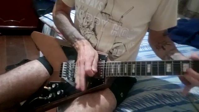 Guitarra Flying V Bordin kit captadores Dimarzio Dimarzio Dp103 Dp223 Paf 36th Anniversary Nickel смотреть онлайн